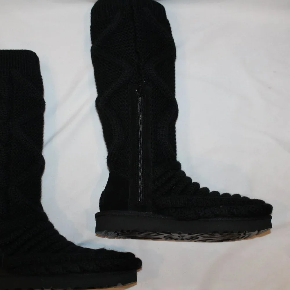 NIB UGG WOMEN'S TALL CHUNKY KNIT‎ TALL SWEATER PLATFORM BOOTS BLACK